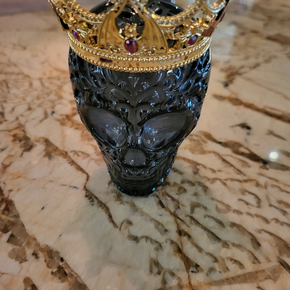 NWT Bath & Body Works Skull Crown Light Up Scent Bulbs Wallflower Plug-In RARE - Picture 10 of 12